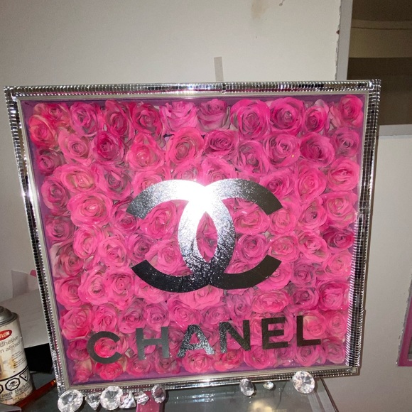 Pink & Silver Chanel Rose Shadowbox 😍😍😍😍 - Picture 5 of 7